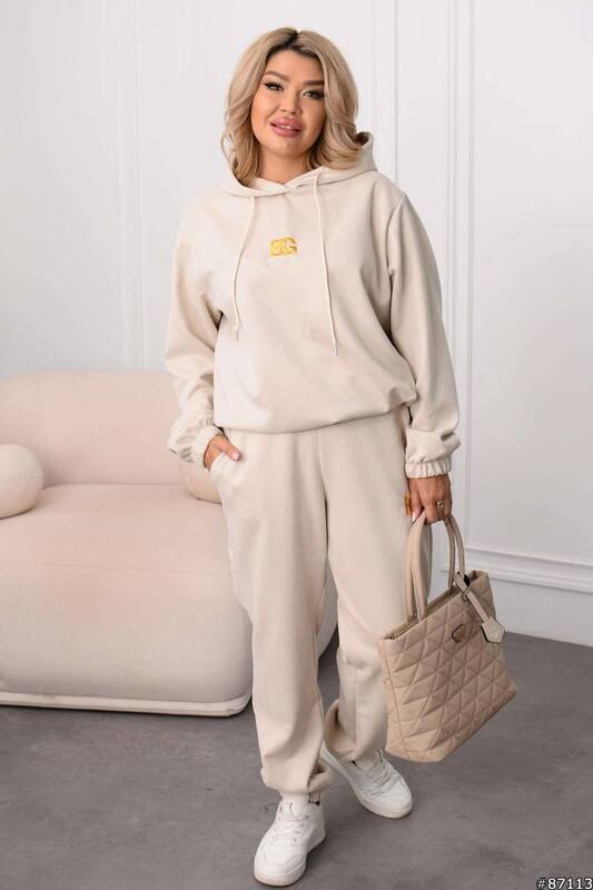 Спортивний костюм