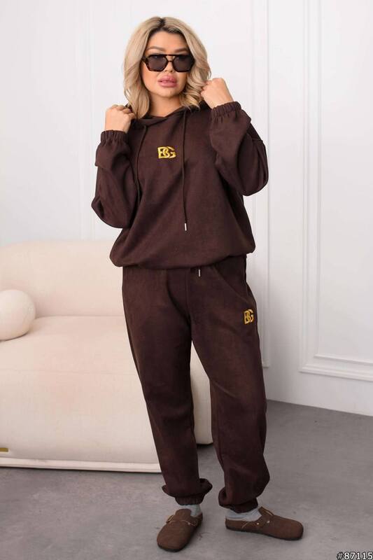 Спортивний костюм