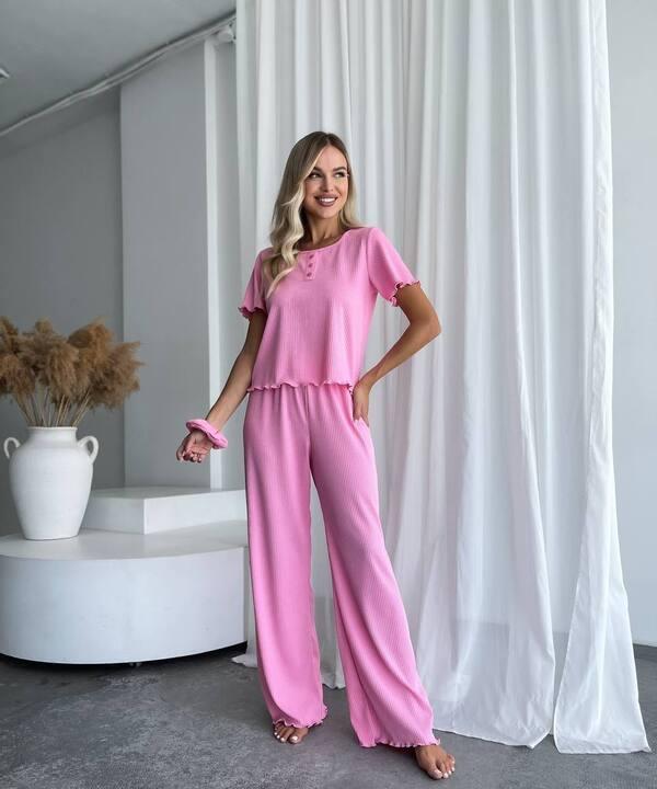 Пижама женская трикотажная в рубчик: футболка и брюки зимняя