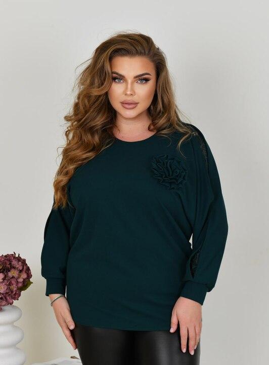 Туника женская из креп-стретча свободного прямого кроя асимметричная с разрезами с круглым вырезом рукав три четверти со съемным декором демисезонная