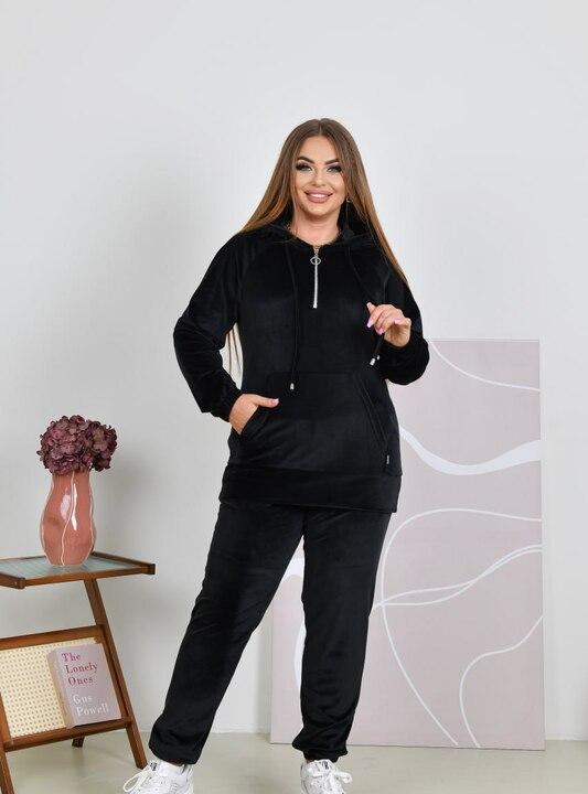 Спортивный костюм женский велюровый из турецкого велюра с худи на молнии и карманом кенгуру весенний