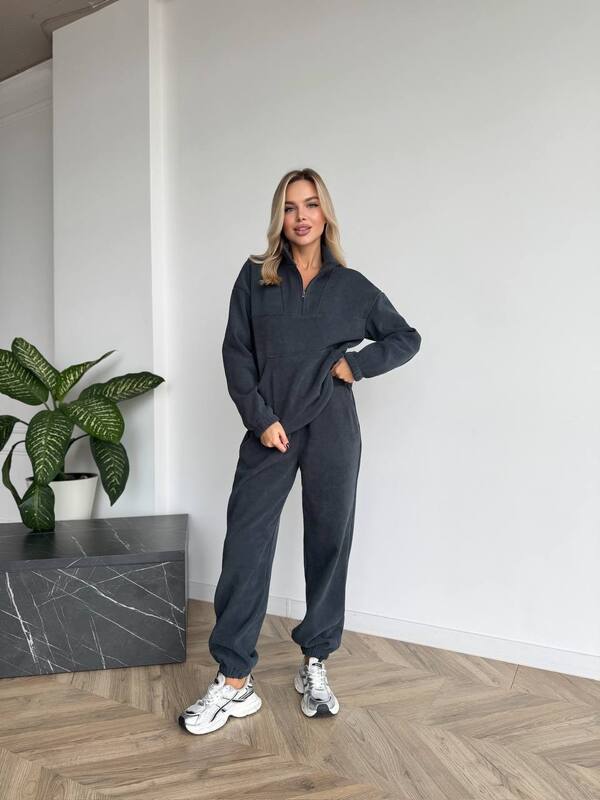 Спортивний костюм