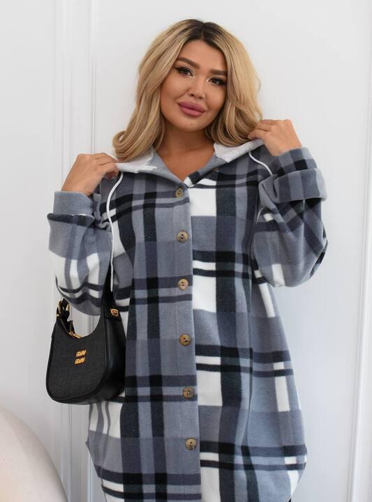 Рубашка женская флисовая в клетку с капюшоном удлиненная на пуговицах утепленная весенняя