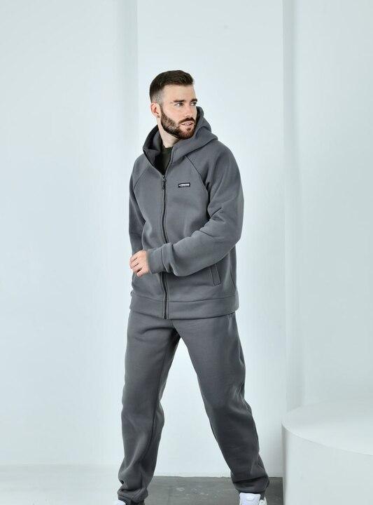 Спортивный костюм мужской трехнитка на флисе с начесом с худи на молнии и джоггерами утепленный весенний