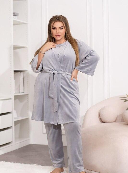 Домашний костюм-тройка женский из велюра: халат, футболка и брюки с декоративным узором из страз весенний