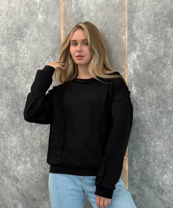 Свитшот женский из футера тринитка петля свободного кроя с круглым вырезом и спущенной линией плеча весенний