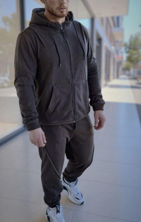 Спортивный костюм-двойка женский из флиса с капюшоном на молнии: кофта и джоггеры утепленный зимний