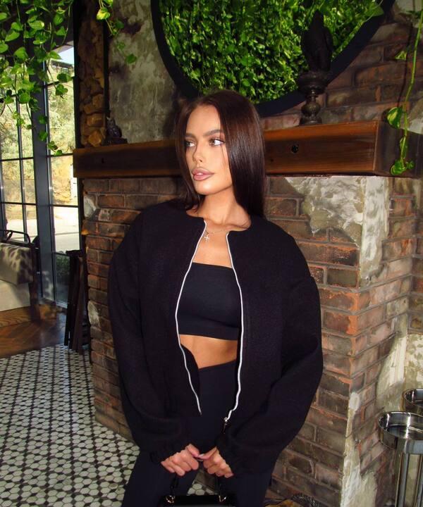 Бомбер женский из кашемира без подкладки на молнии с эластичными манжетами весенний