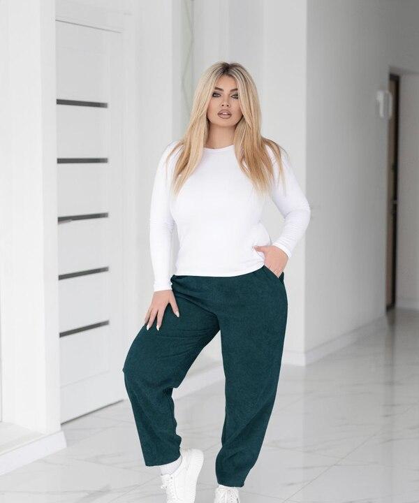 Брюки женские вельветовые джоггеры на резинке с карманами с манжетами зауженные весенние