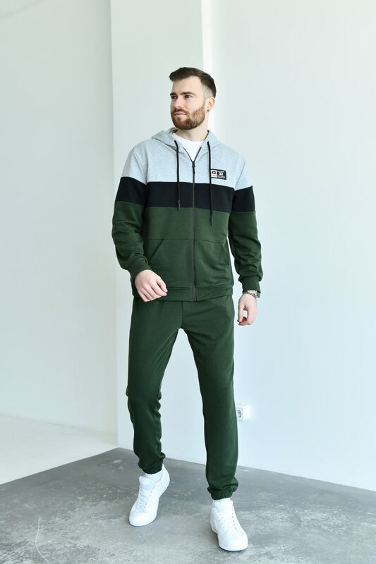 Спортивний костюм