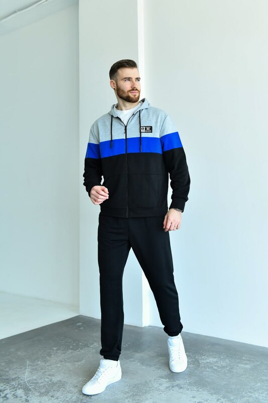 Спортивний костюм