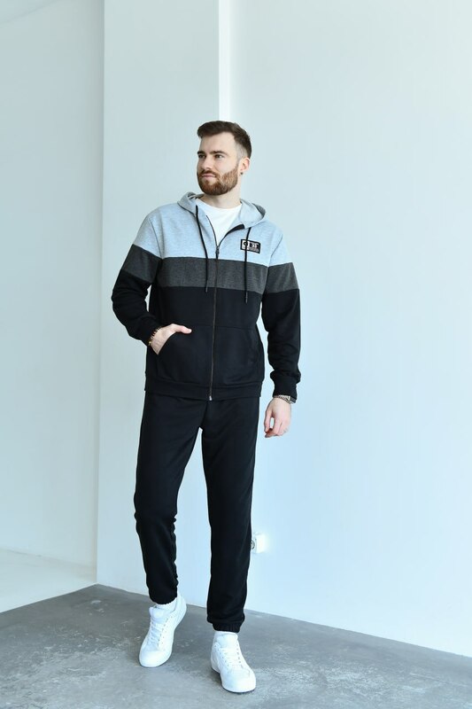 Спортивний костюм