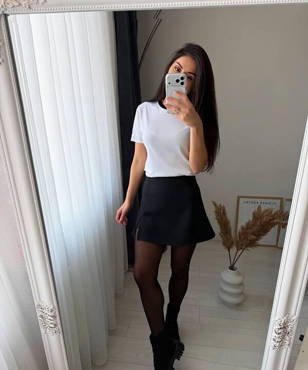 Шорты-юбка женские из костюмной ткани с высокой талией на запах весенние