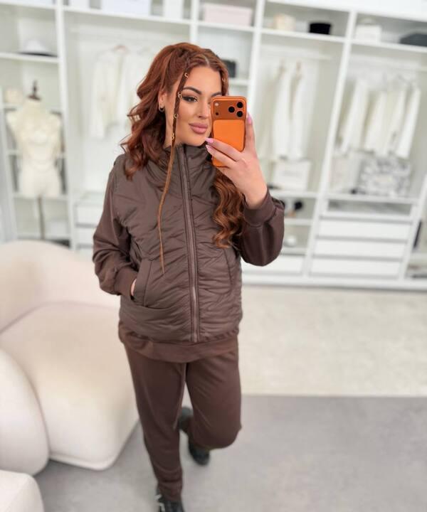 Спортивный костюм-тройка женский из двунитки и полиэстера: кофта на молнии брюки и жилетка утепленный демисезонный