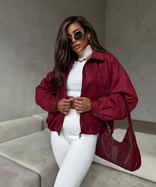 Бомбер женский из замши на дайвинге на молнии с карманами и резинкой по низу весенний