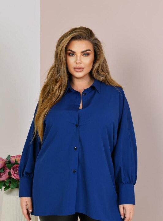 Блуза женская из софта свободного прямого кроя с воротником на пуговицах и длинными широкими рукавами демисезонная