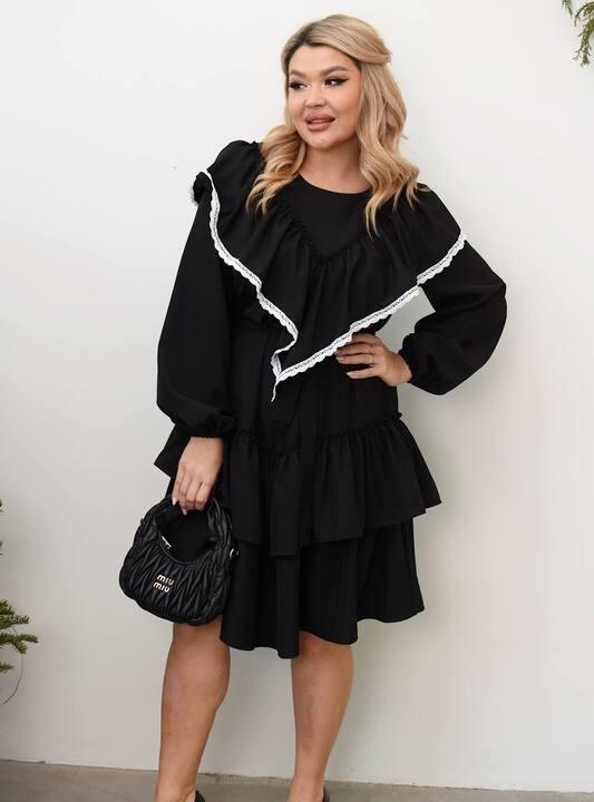 Платье-трапеция женское из евро-костюмки свободного кроя с длинным рукавом и кружевным декором весеннее