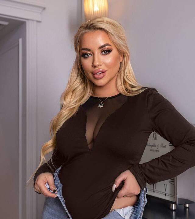 Боди женское дайвинг с сеточкой в зоне декольте с длинными рукавами весеннее