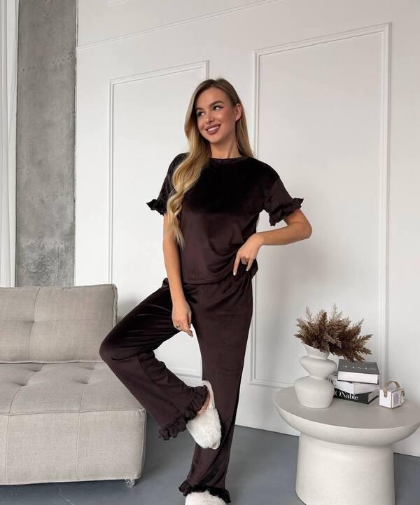 Пижама женская домашняя велюровая с коротким рукавом и брюками демисезонная