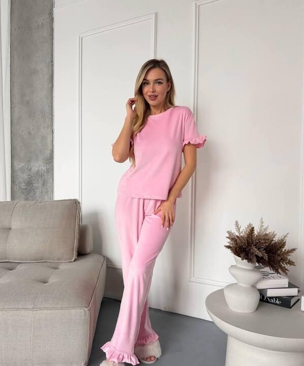 Пижама женская домашняя велюровая с коротким рукавом и прямыми брюками демисезонная