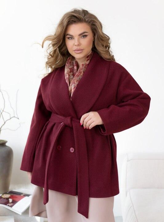 Пальто женское укороченное двубортное из кашемира с поясом и карманами весеннее