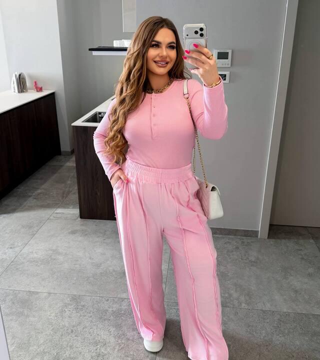 Костюм двойка женский велюровый и трикотажный с лонгсливом в рубчик и брюками палаццо весенний