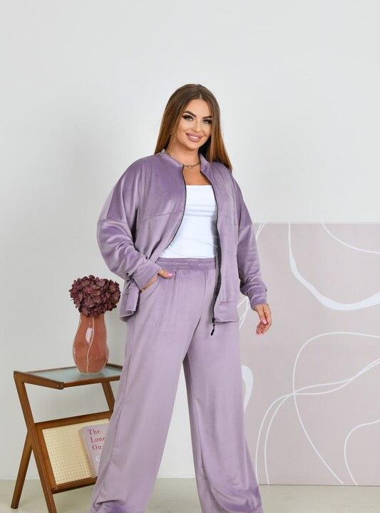 Спортивный костюм женский из велюра с курткой на молнии и широкими брюками оверсайз демисезонный