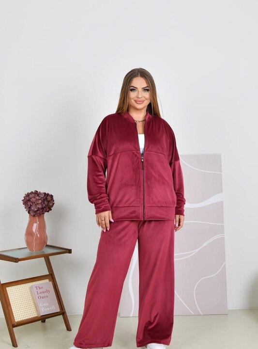 Спортивный костюм женский из велюра с курткой на молнии и широкими брюками оверсайз демисезонный