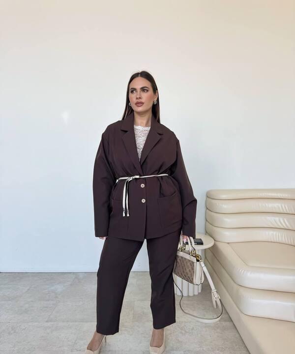 Костюм-двойка женский из турецкого костюмного трикотажа: пиджак и брюки повседневный весенний