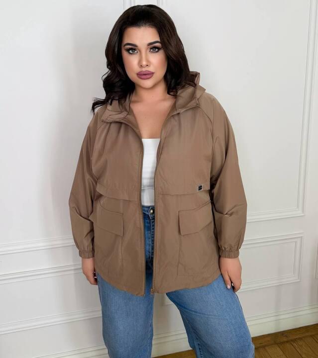 Ветровка женская из плащевки Канада с капюшоном на молнии средняя весенняя