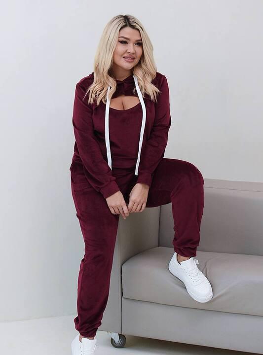 Спортивный костюм женский из велюра с худи и прямыми брюками демисезонный