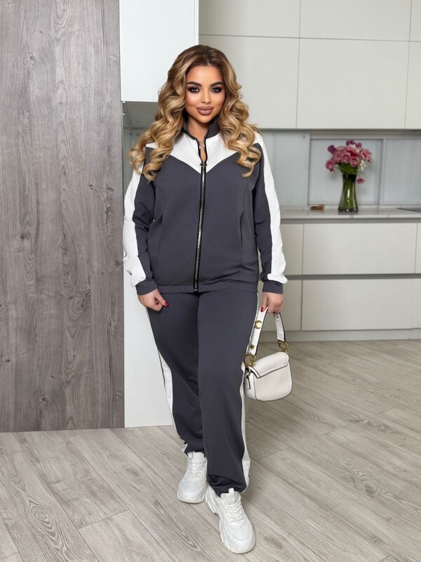 Спортивний костюм