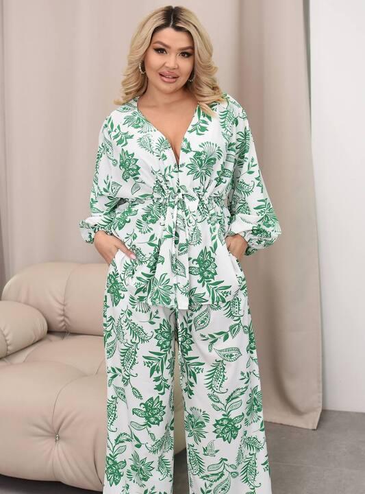 Костюм-двойка женский из софта с рубашкой на запах под пояс и широкими брюками весенний