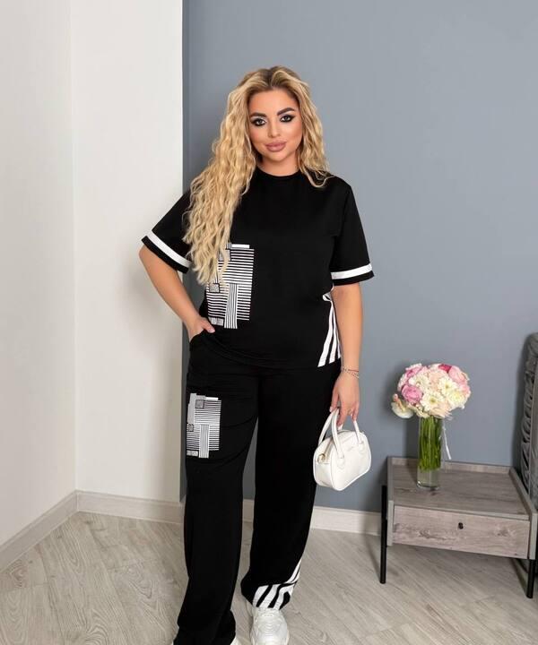 Спортивный костюм женский из двунитки с футболкой свободного кроя и брюками клеш с карманами демисезонный