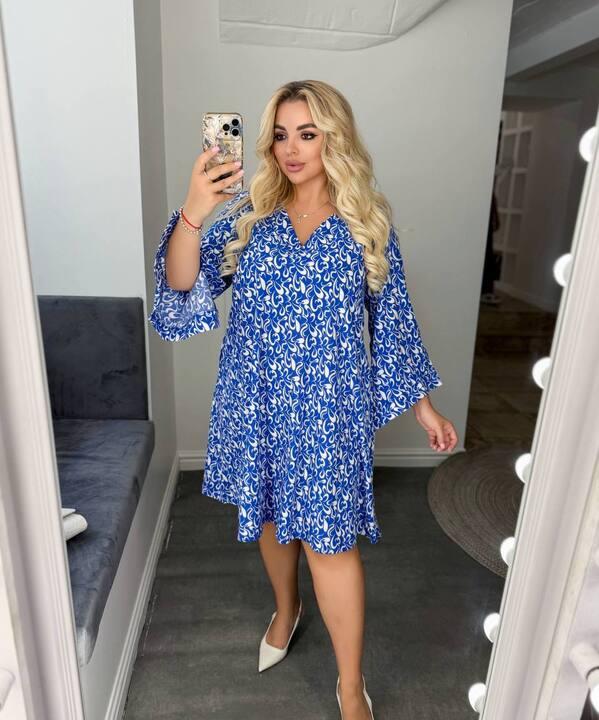 Платье-трапеция женское из софта с принтом свободного кроя миди весеннее