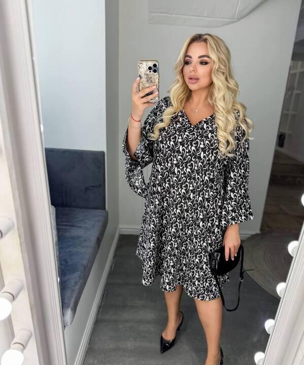 Платье-трапеция женское из софта с принтом свободного кроя миди весеннее