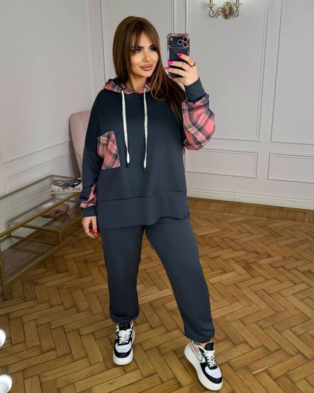 Спортивний костюм