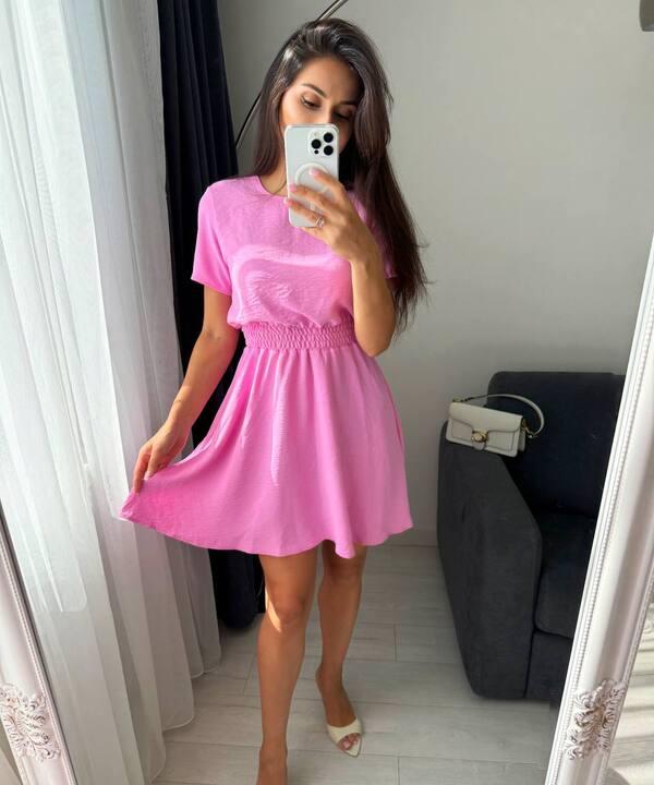 Платье-трапеция женское из креп-жатки с коротким рукавом на резинке весеннее