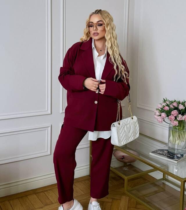 Костюм-двойка женский трикотажный оверсайз: жакет и прямые брюки