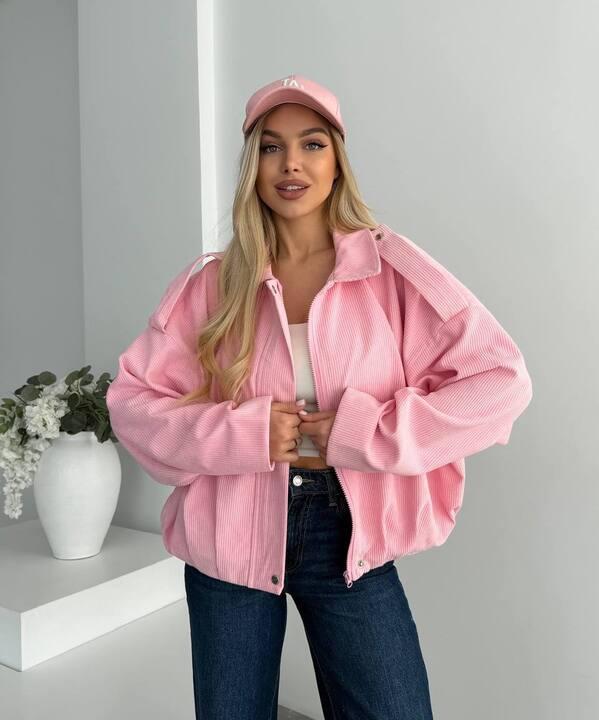 Бомбер женский из вельвета на подкладке оверсайз короткий весенний