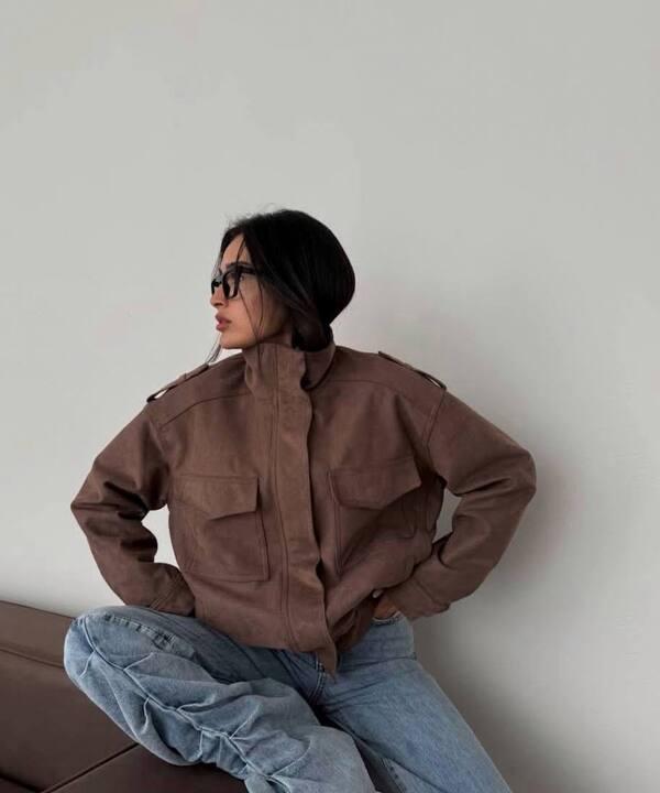 Куртка женская из экозамши оверсайз с накладными карманами средняя весенняя