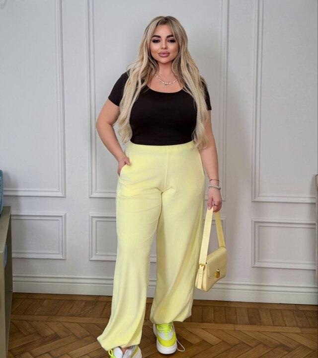 Брюки женские велюровые палаццо с высокой посадкой на резинке повседневные демисезонные