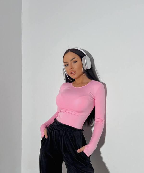 Лонгслив женский из микродайвинга базовый облегающий весенний с длинными рукавами и разрезом под пальчик