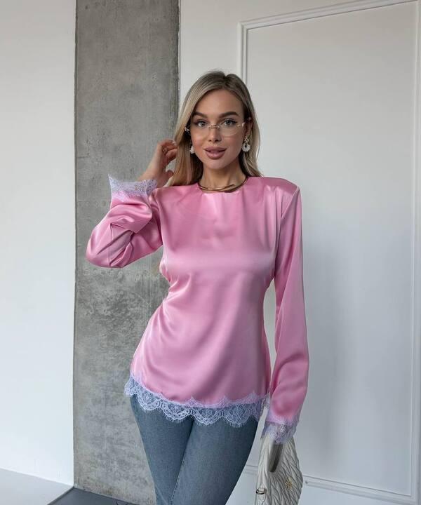 Блуза женская из дабл шелка с кружевным декором и длинным рукавом демисезонная