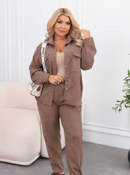 Костюм-двойка женский из хлопкового вельвета с курткой-рубашкой и джоггерами весенний