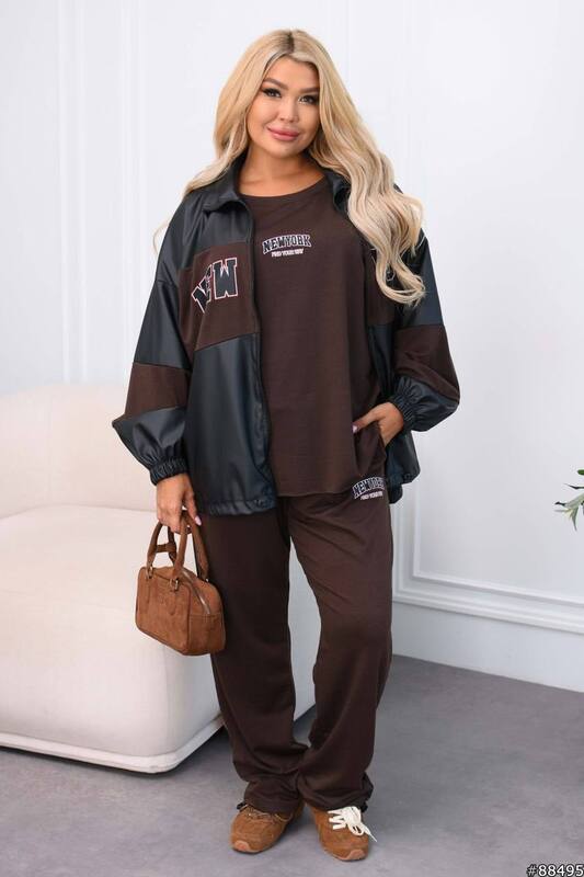 Костюм трійка