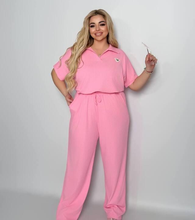 Спортивный костюм-двойка женский из хлопкового рубчика Barcelona с футболкой свободного кроя и прямыми брюками на резинке весенний