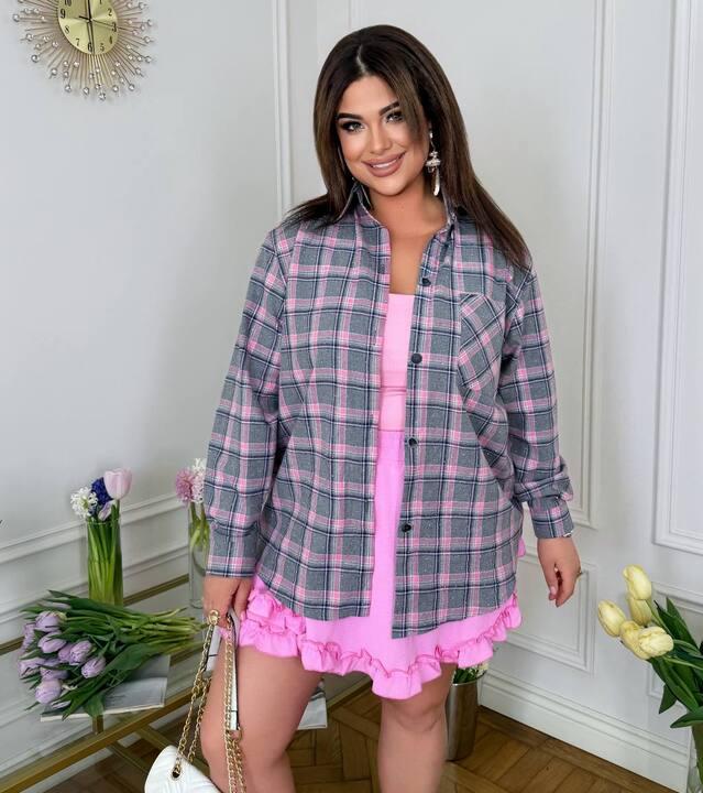 Рубашка женская хлопковая фланелевая в клетку свободного кроя с длинным рукавом весенняя