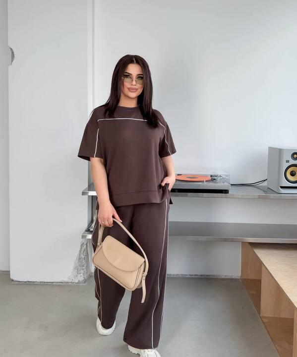 Спортивный костюм женский из двунитки пенье с футболкой и широкими брюками свободного кроя демисезонный