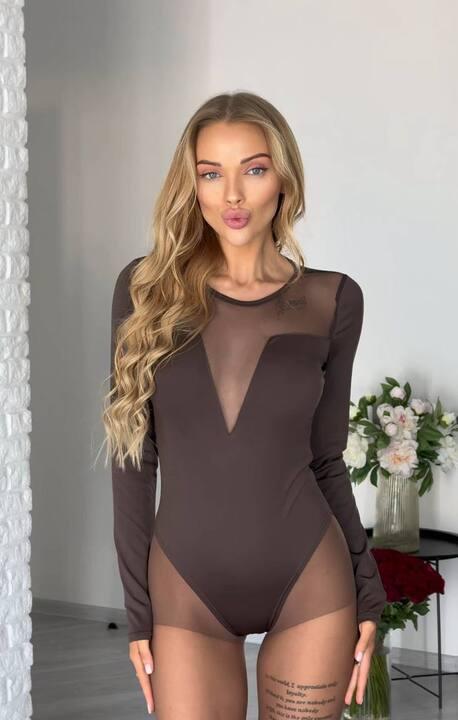 Боди женское из микродайвинга и трикотажной сетки с длинными рукавами и прозрачной вставкой весеннее